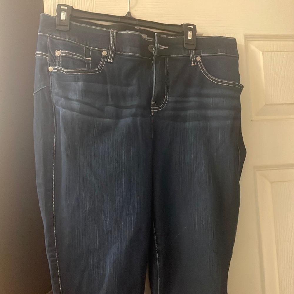 Torrid Bombshell skinny, size 16R, dark blue denim
